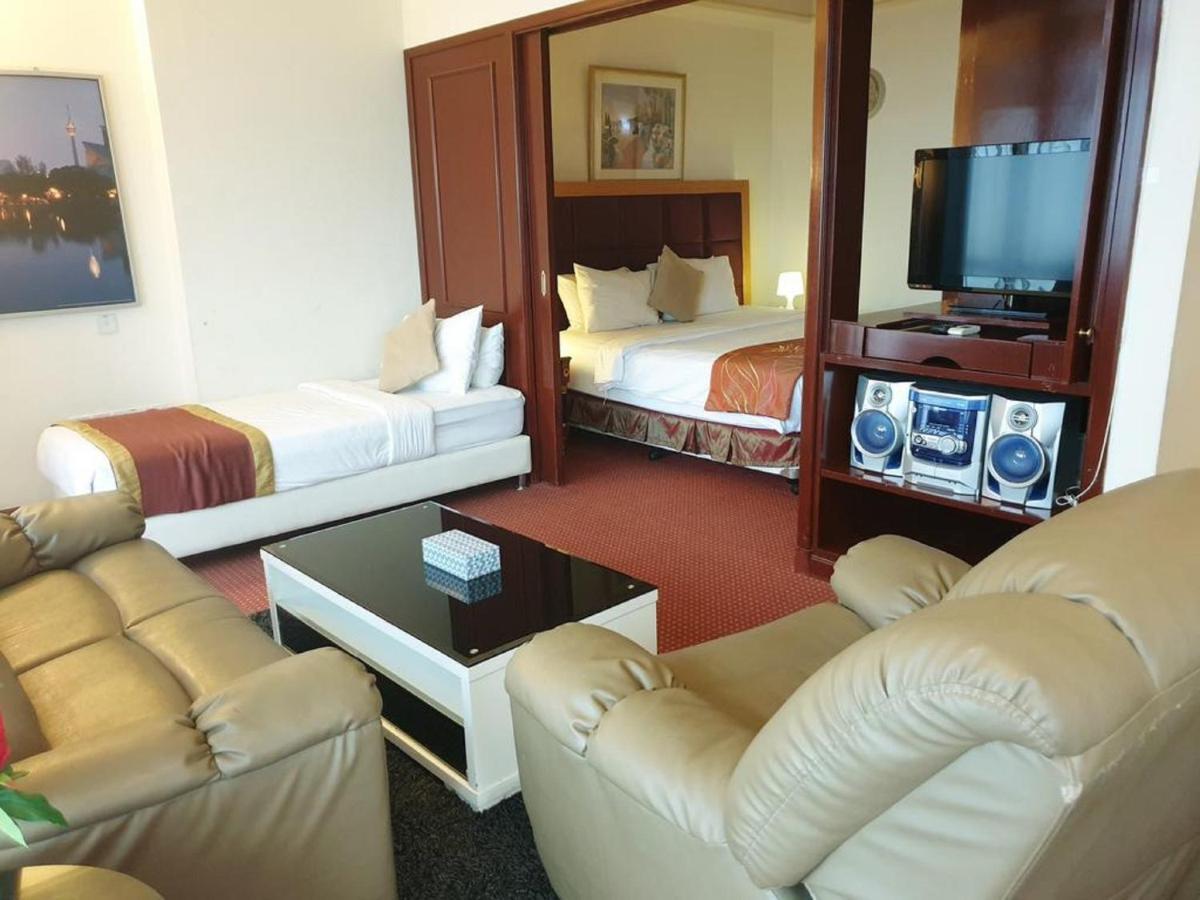 Victory Apartment Berjaya Times Square Kl Kuala Lumpur Esterno foto
